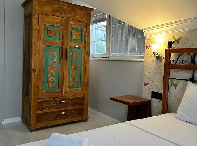 Pine ホテル Ayvalı